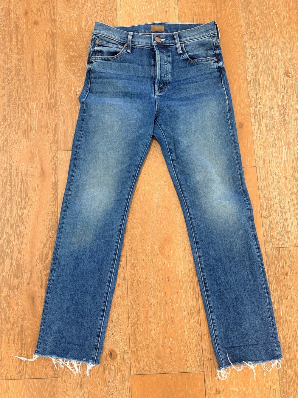 MOTHER The Scrapper Cuff Ankle Fray Jeans